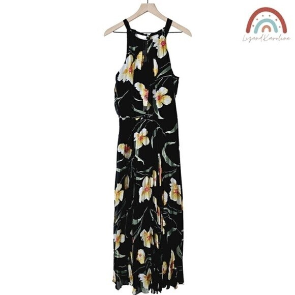 Premier Amour Dresses & Skirts - Premier Amour Floral Halter Pleated Chiffon Maxi Dress